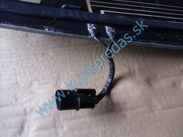 predné čelné sklo na kiu ceed